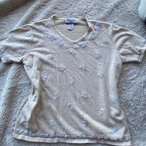 Reference Point Petites Women’s Vintage Short Sleeve Flower Embroidered Sweater